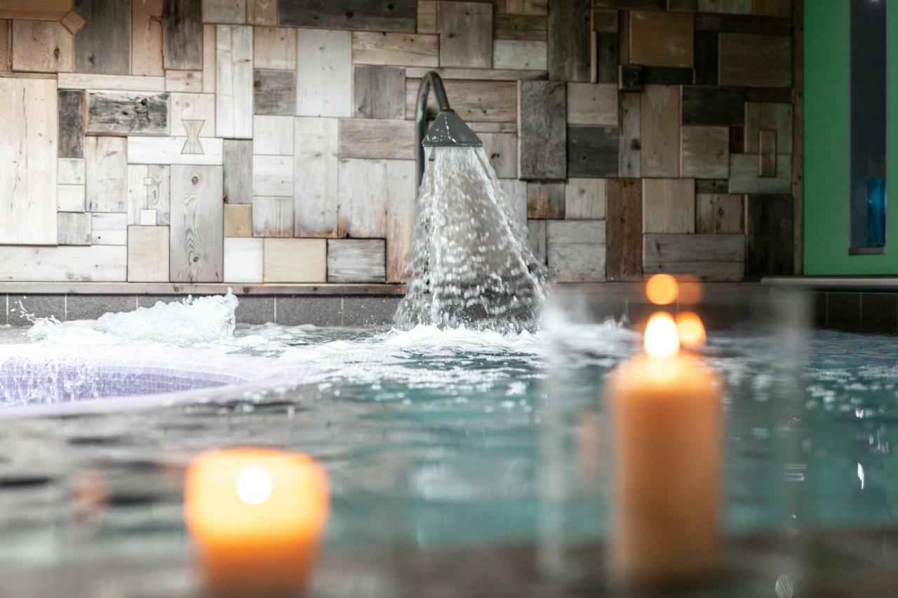 Hotel Isolabella Wellness 피에라디프리미에로 외부 사진